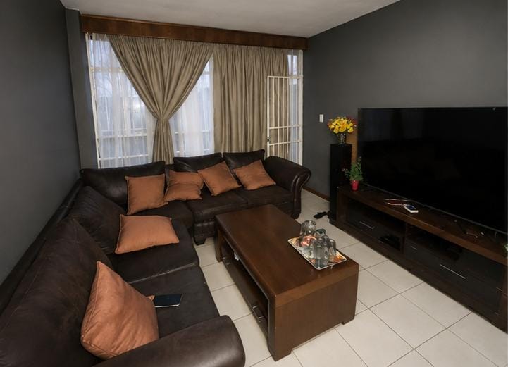 1 Bedroom Property for Sale in Bloemfontein Free State